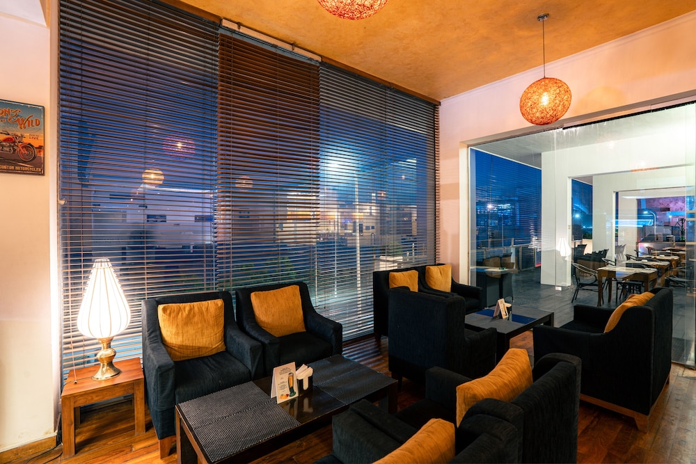 Mirage Colombo Hotel 60/81