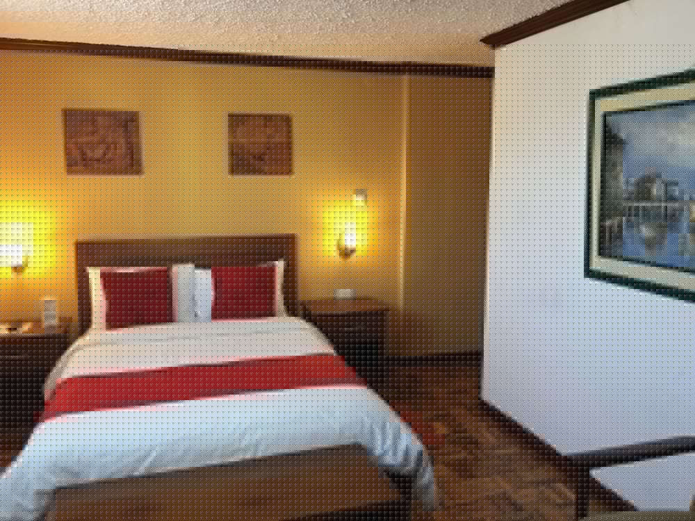 Hostal Mitad Del Mundo 24/69