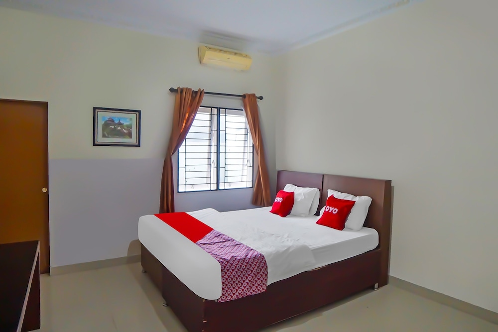 OYO 94077 99 Residence photo5