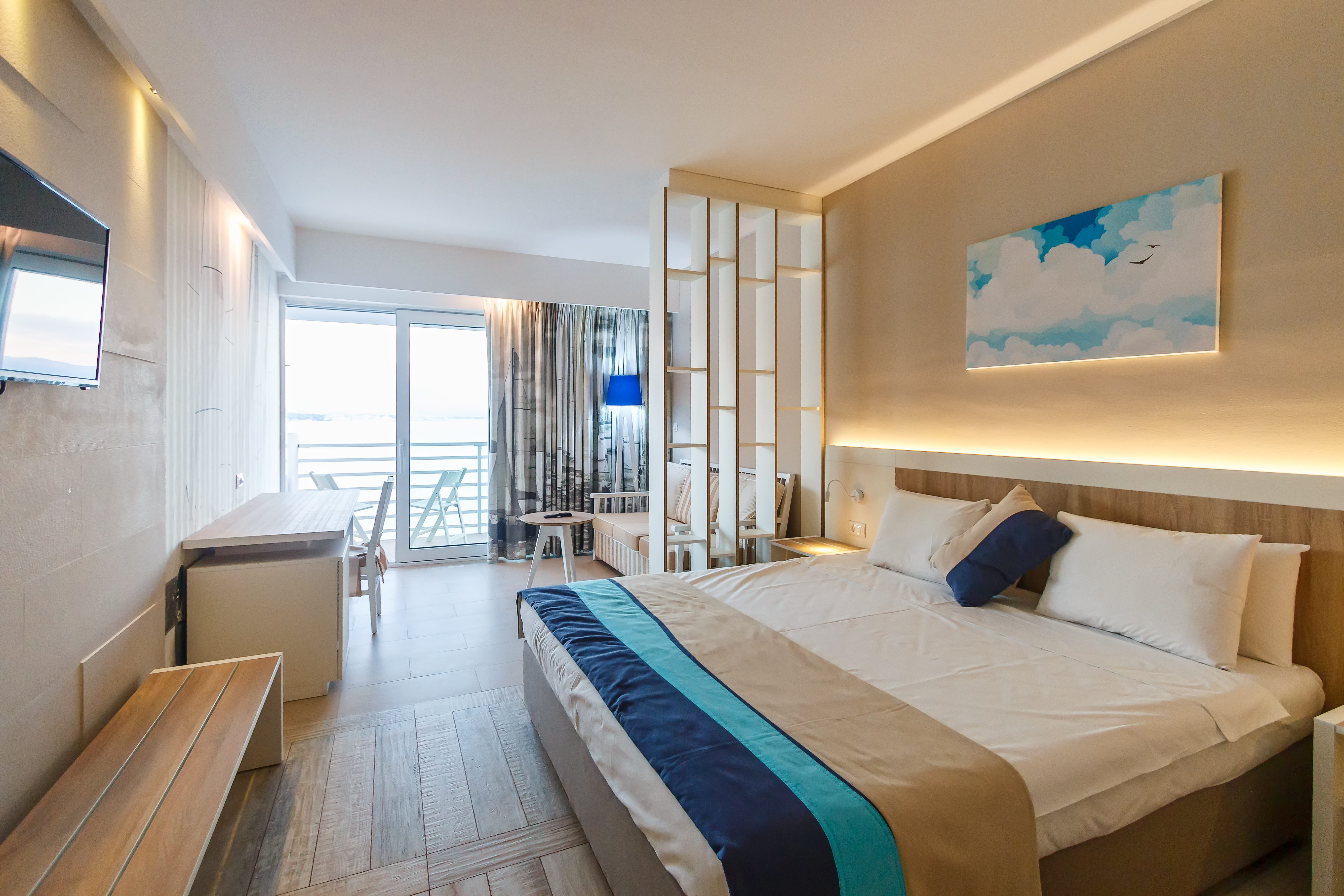 Room at Carine Hotel Delfin, BIJELA