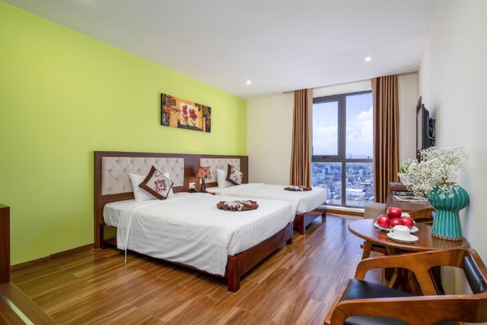 Tay Bac Hotel 28/75