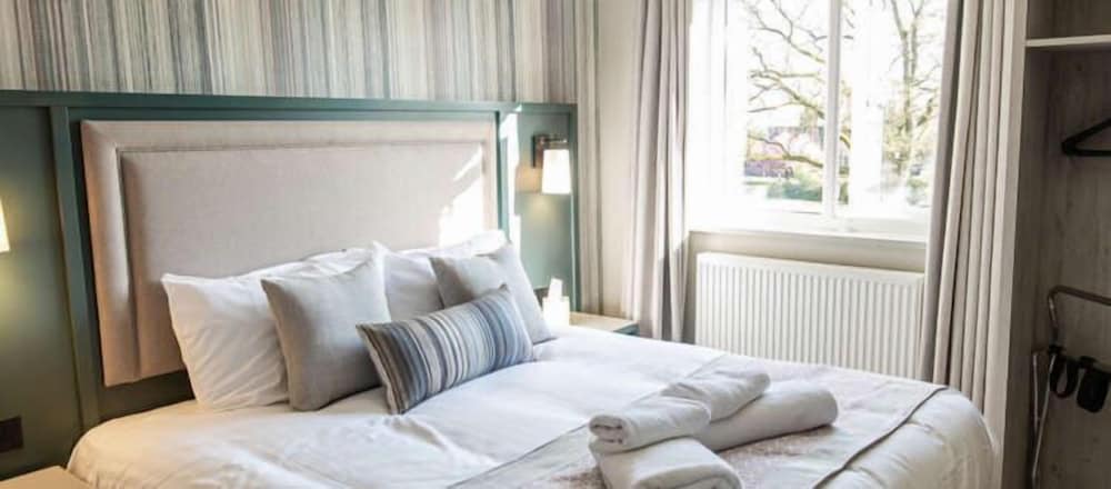 Classic, Double or Twin Bed