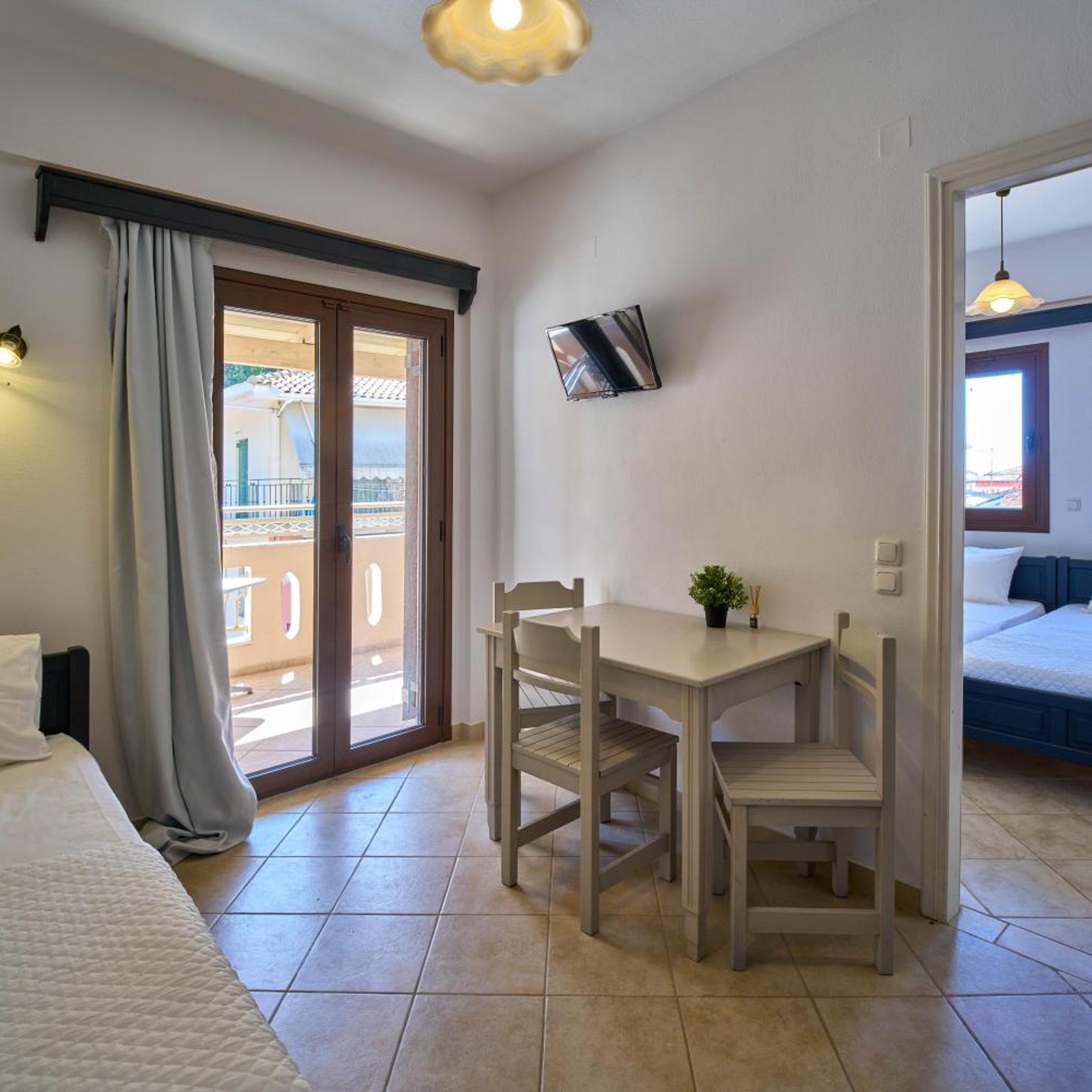 SIFAKIS HOUSE 54/65