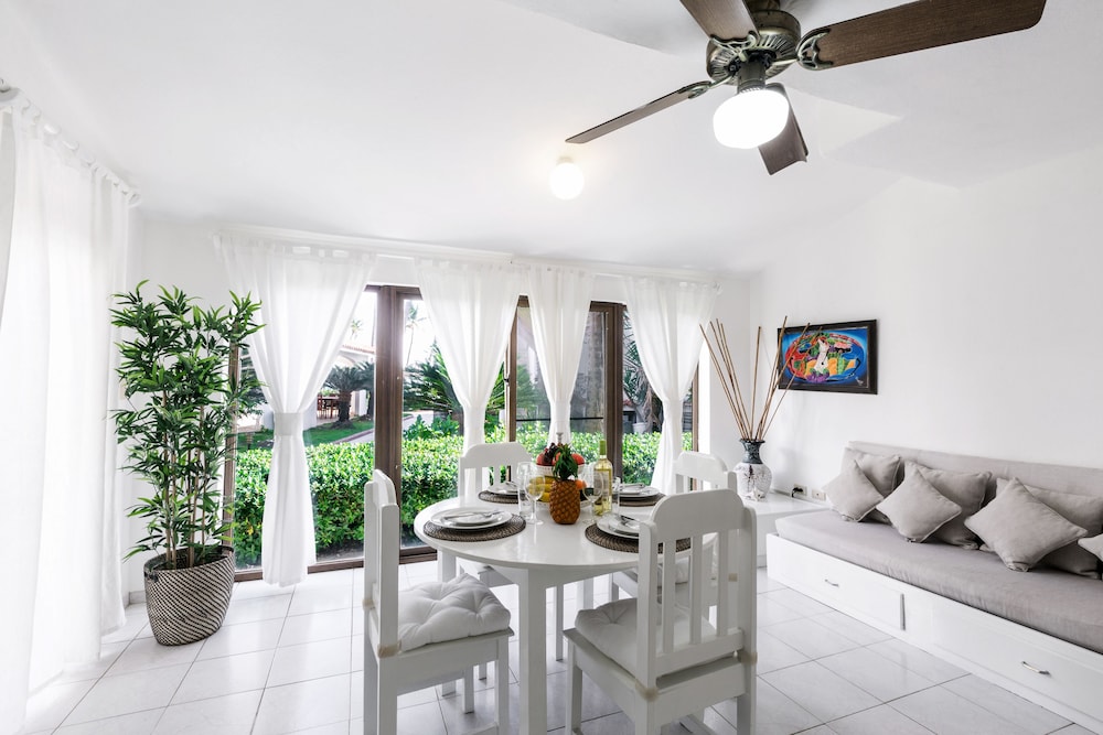 Beach Bungalows Los Corales 49/50