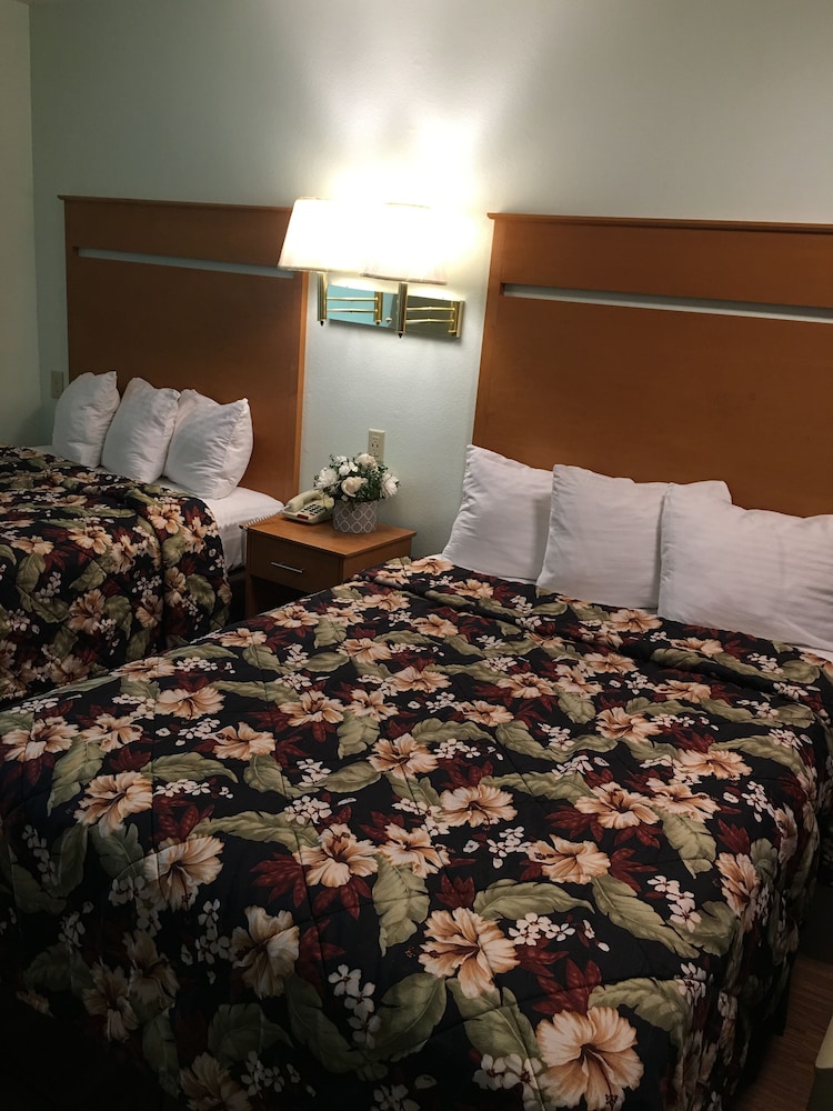 Oceanview Motel - Huntington Beach 15/50