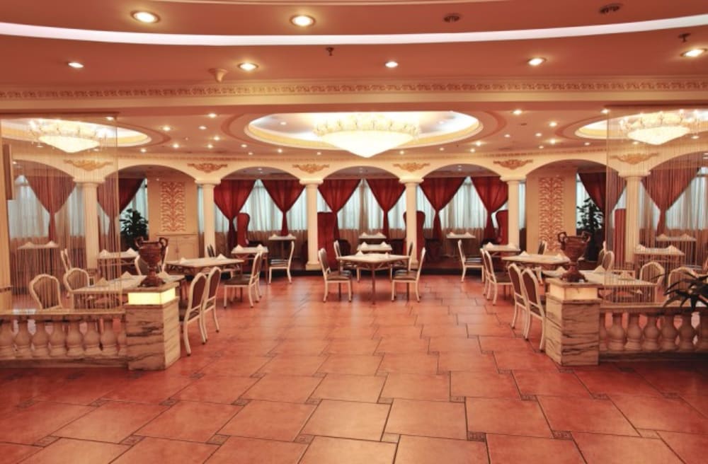 Tianjin Ocean Hotel 32/58