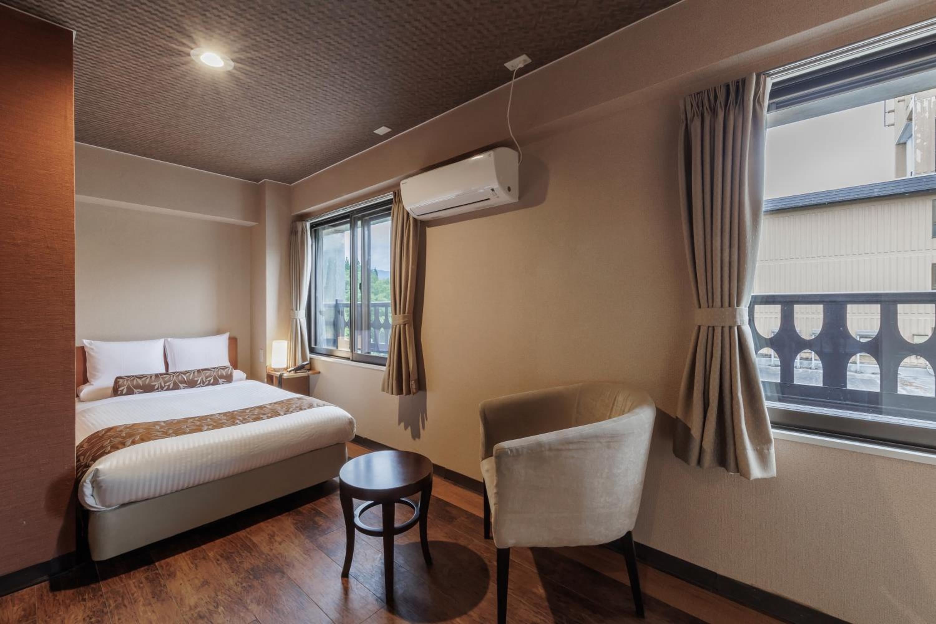 Semi Room, Single Bed, Semi Double Bed