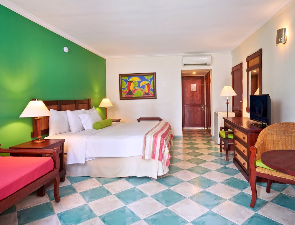 Grand Decameron Panama, A Trademark All Inclusive Resort 32/70