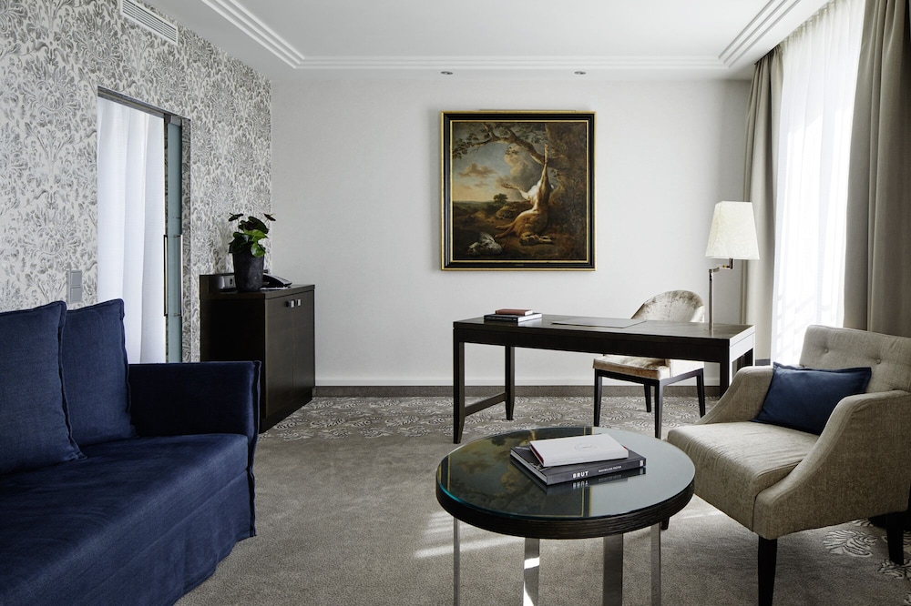 Hotel Maximilian S 54/70