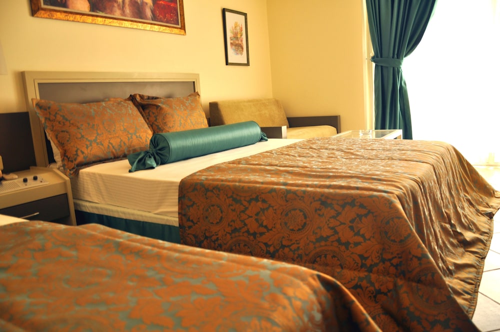 Ambrosia Hotel Beach & Spa 18/70