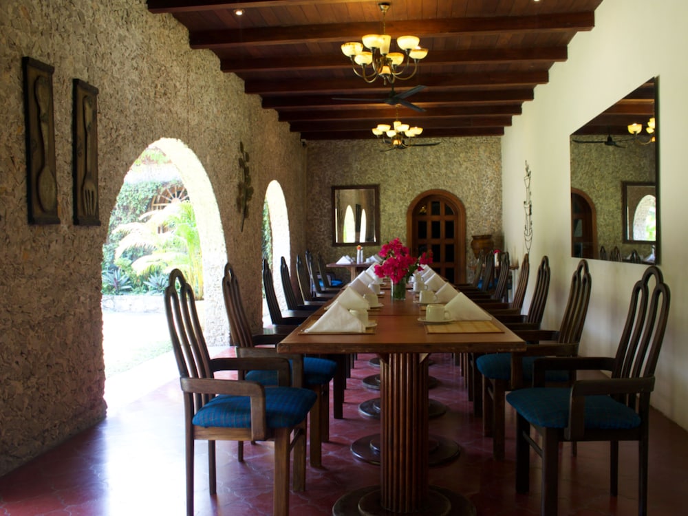 Hotel Del Patio 35/62