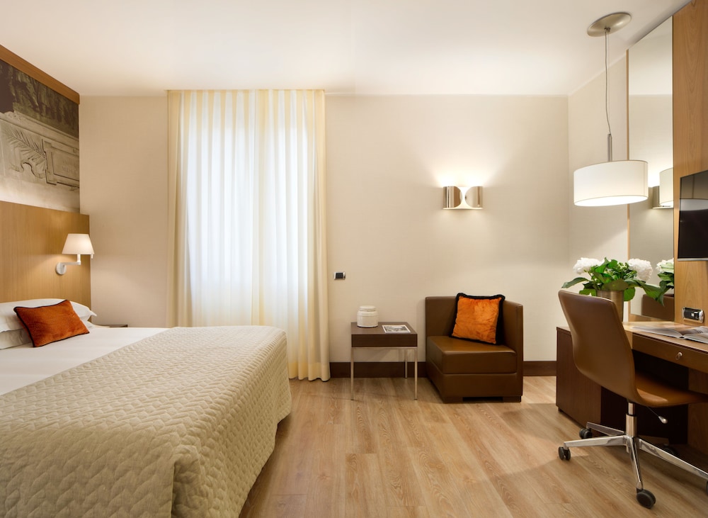 Starhotels Ritz 19/70