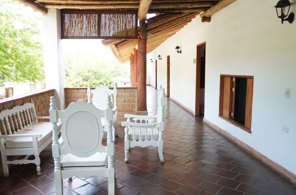 Hotel Victoria Barichara 50/50