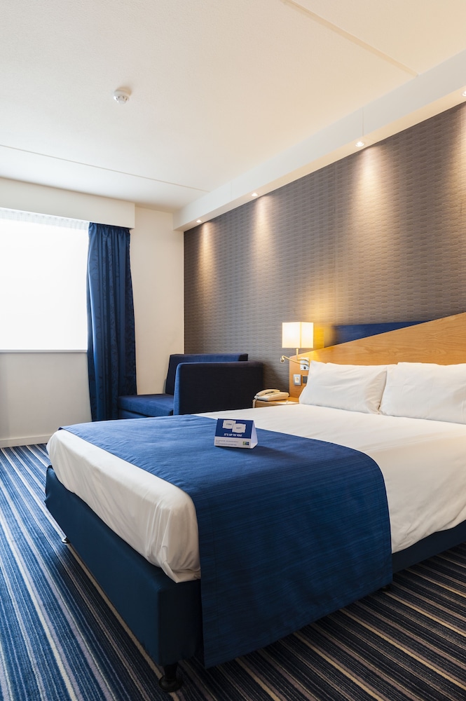 Holiday Inn Express Antwerp City North 26/76