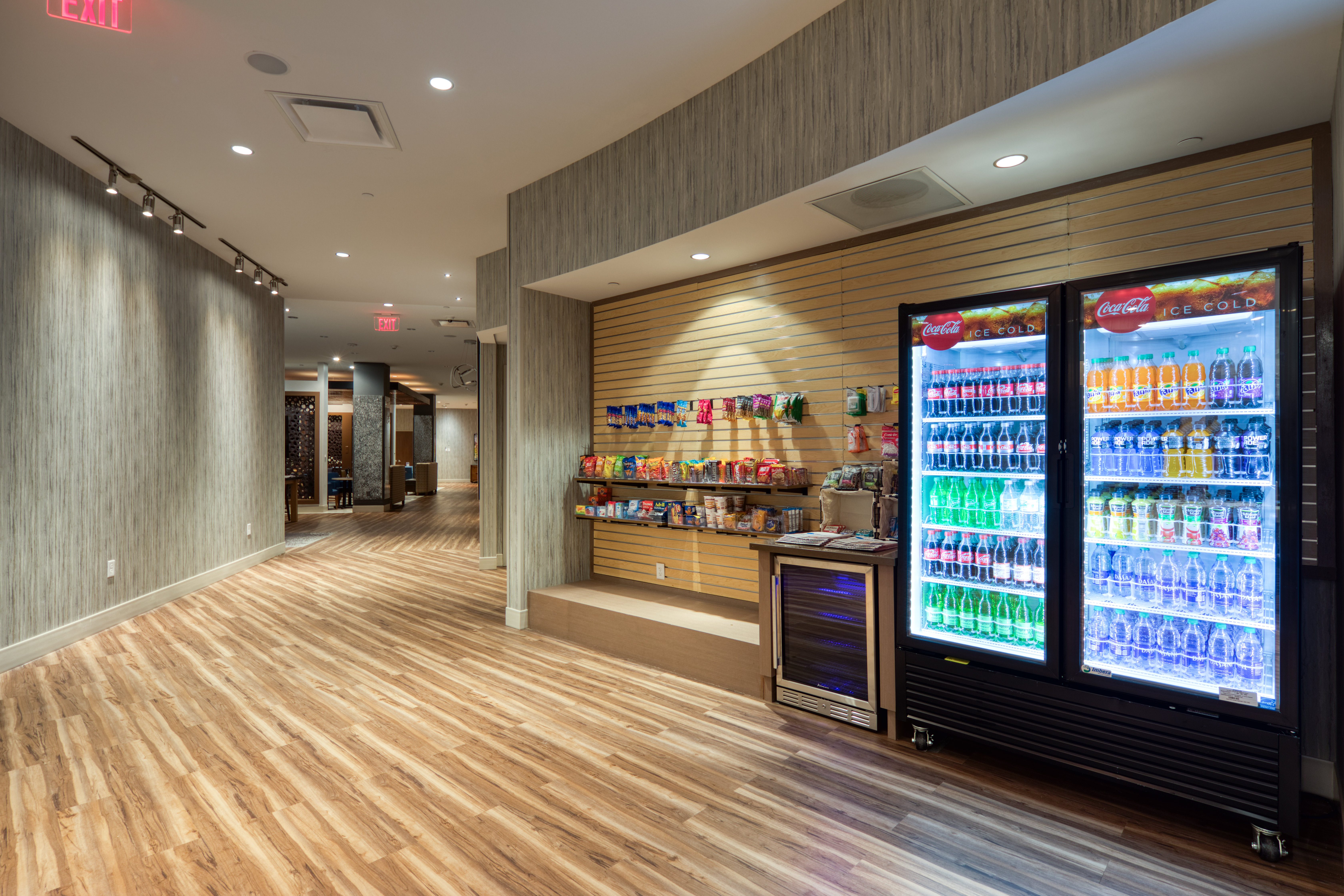 Holiday Inn Express & Suites Charlotte - South End 72/73