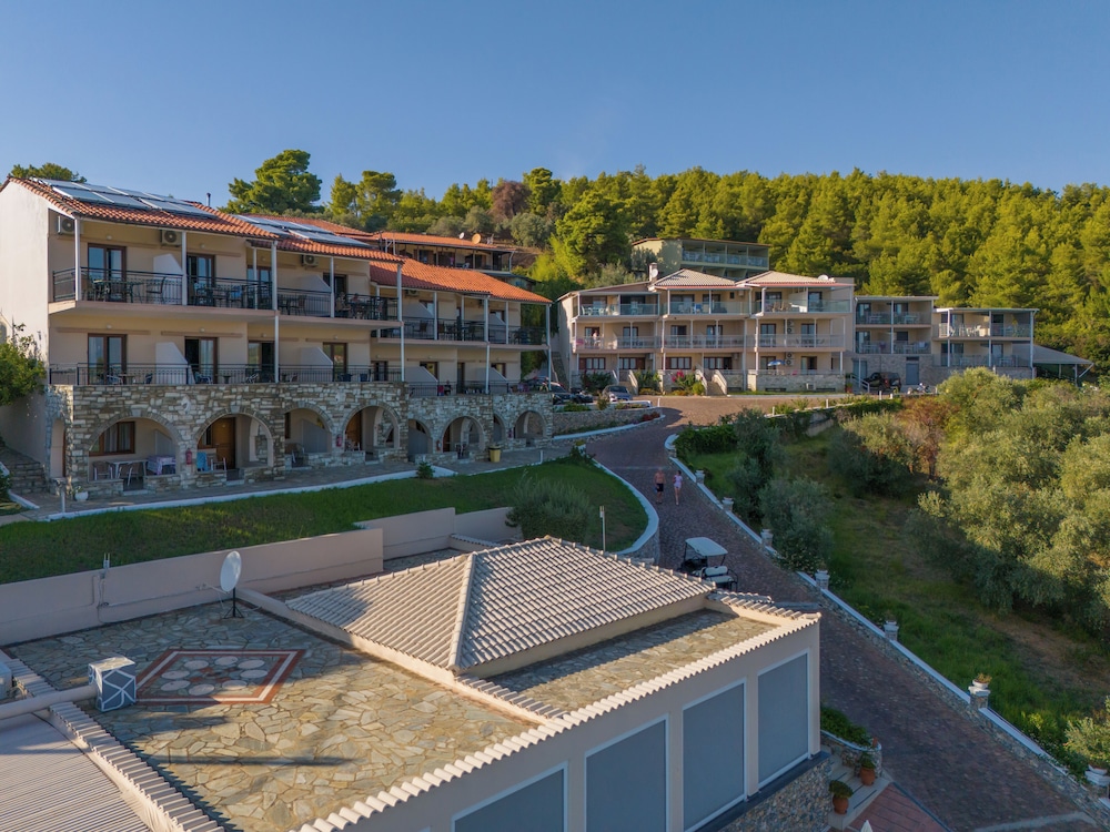 La Luna Hotel 2/50