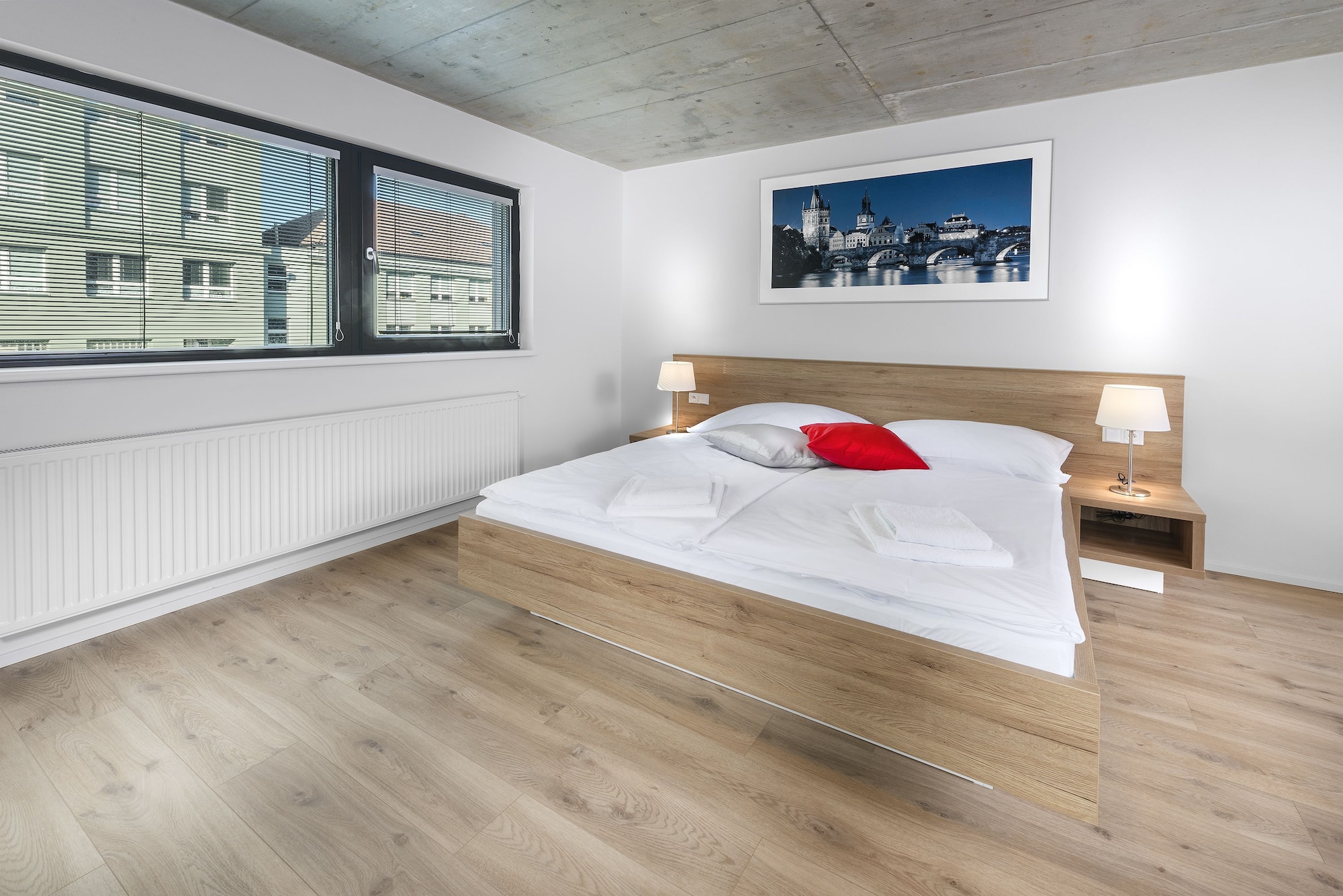 EXECUTIVE, STUDIO, KING BED, CITY VIEW, KITCHEN