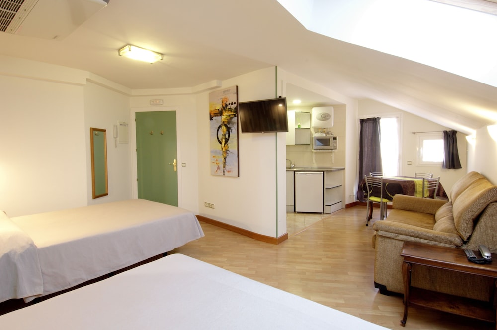 Hotel Apartamentos Aralso 13/34