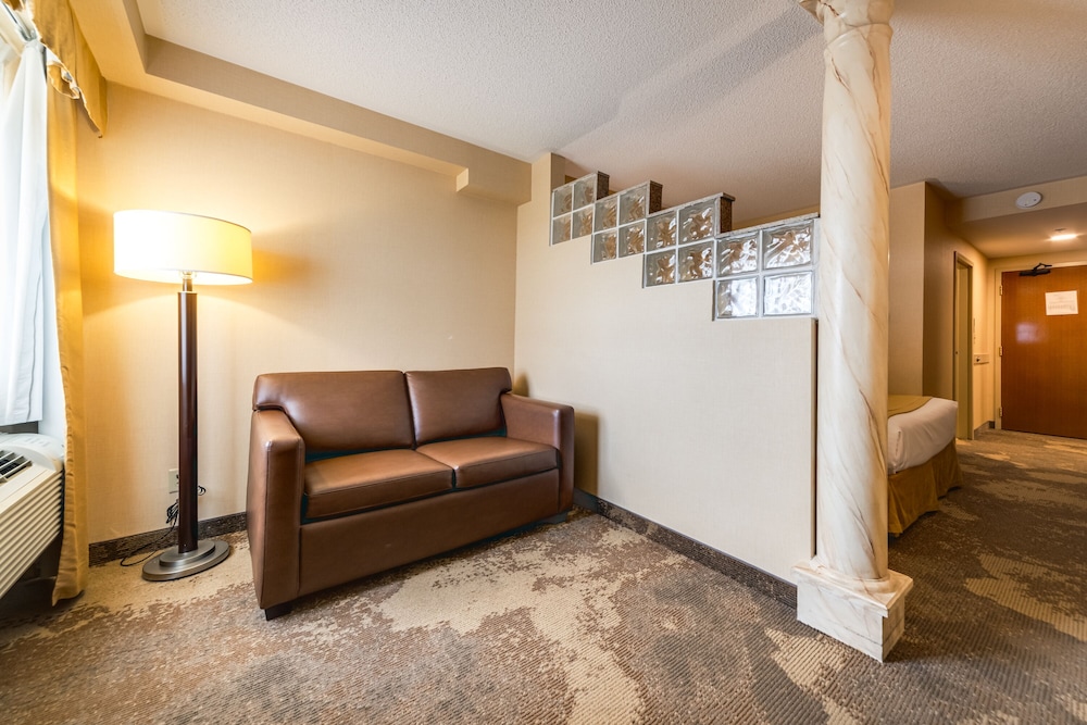 Monte Carlo Inns And Suites Downtown Markham 59/68