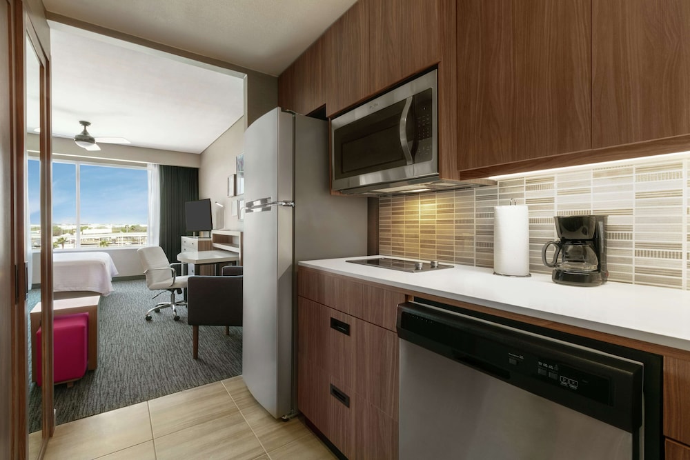 Homewood Suites By Hilton Monterrey Apodaca 9/47