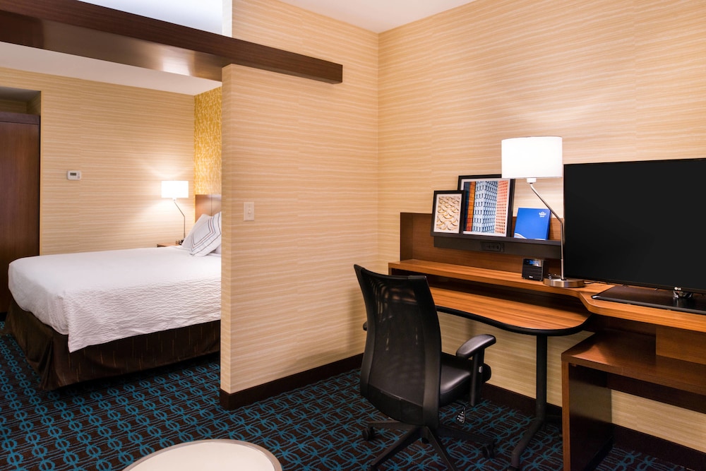 Fairfield Inn Suites Utica 11/47