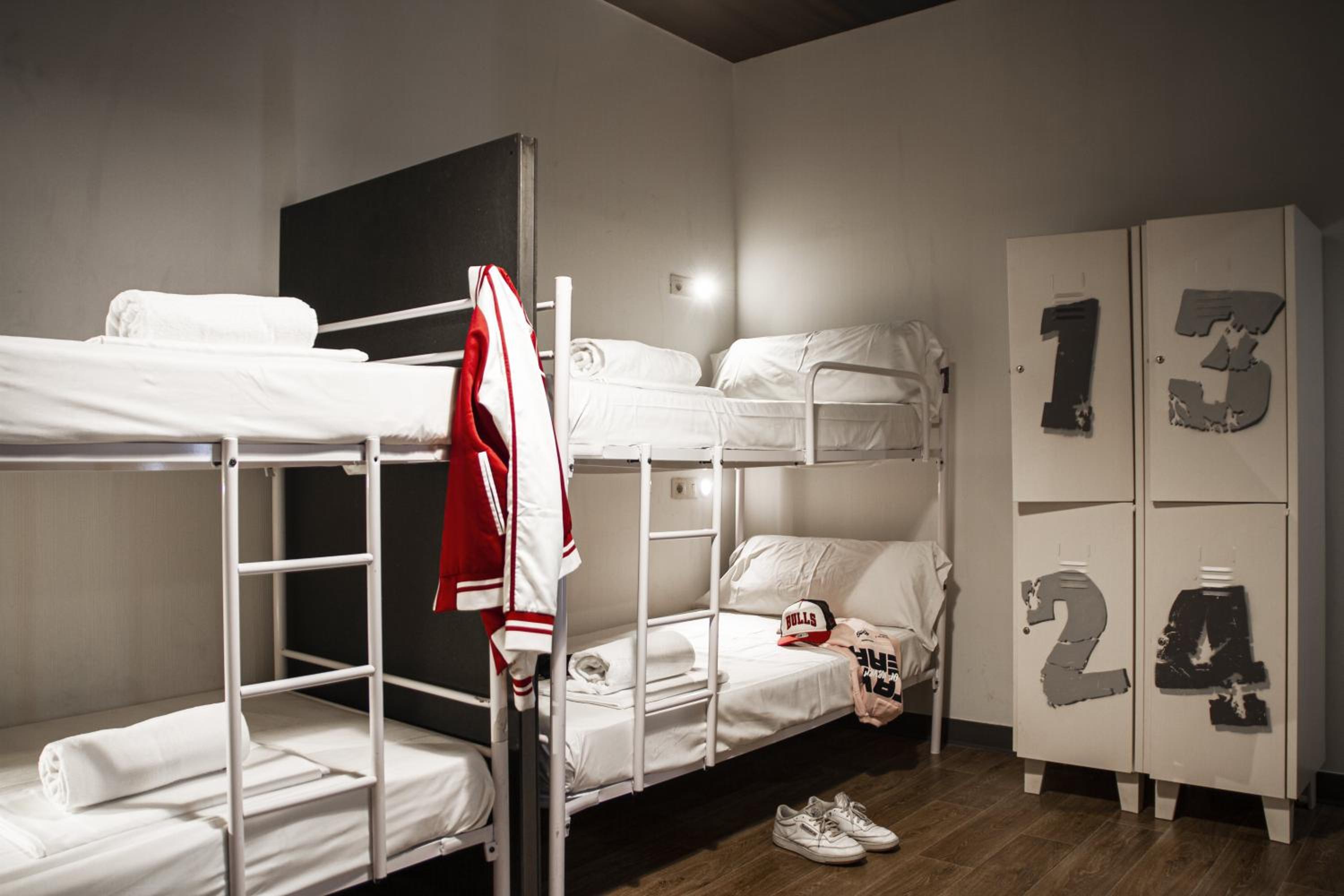 Mixed Dorm, 4 Beds, Private Bathroom