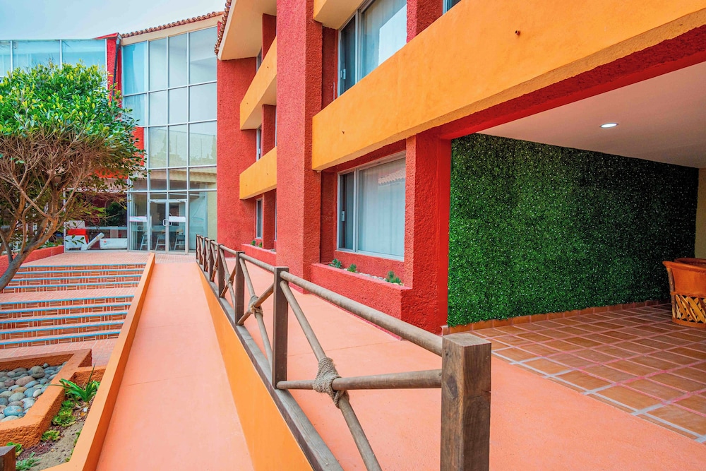 Puerto Nuevo Baja Hotel Villas 5/78