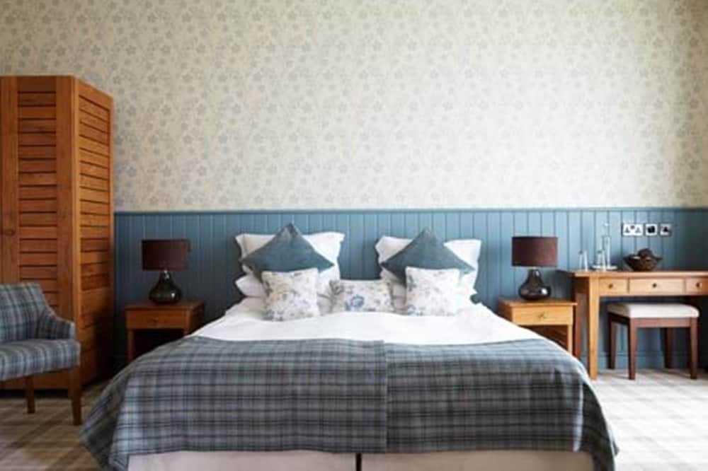 Feversham Arms Hotel Verbena Spa 21/75