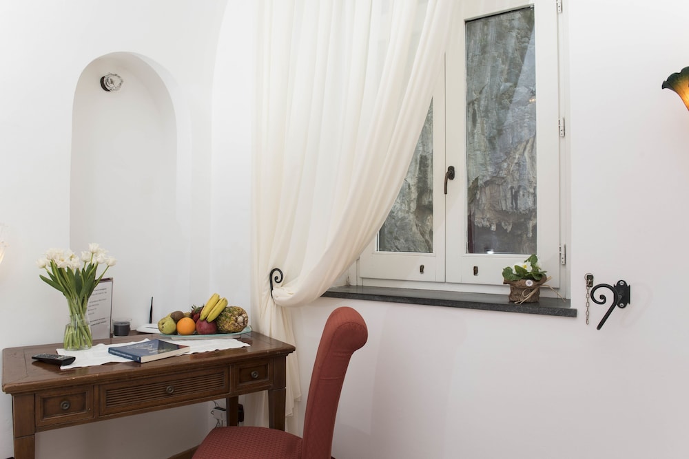 Hotel Villa Annalara 8/77