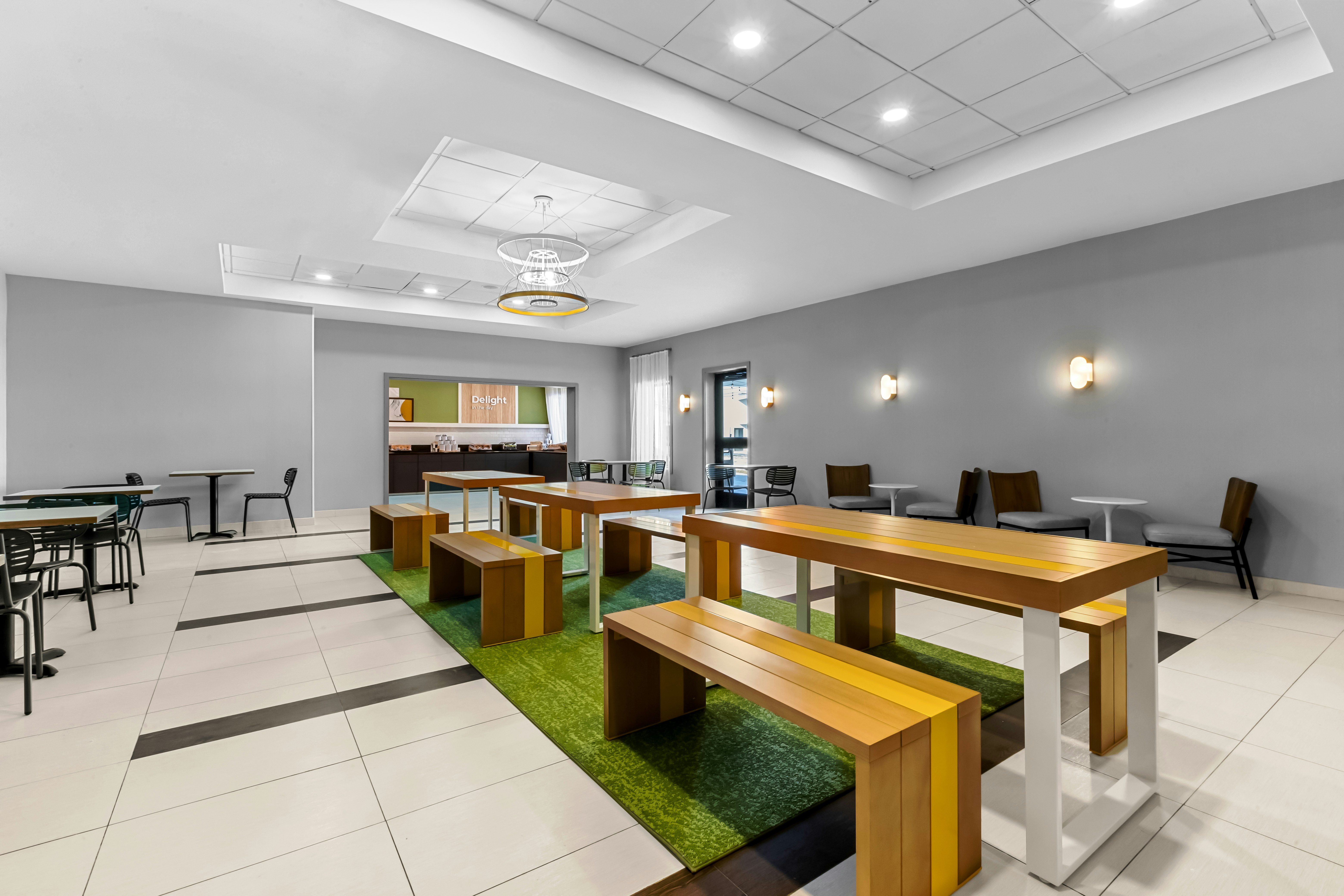 Spark by Hilton Bensalem Philadelphia 24/25