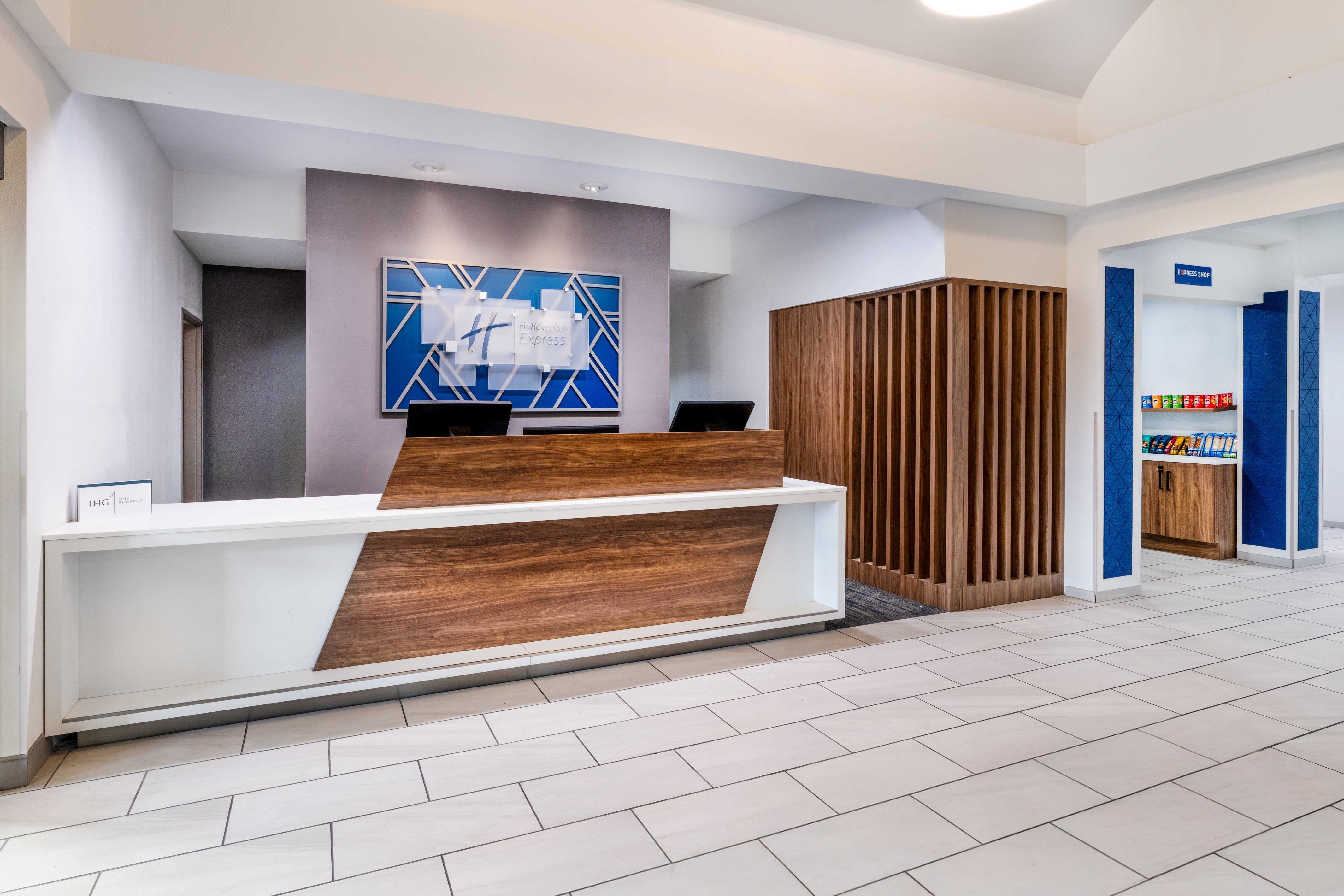 Holiday Inn Express Hotel Suites Loveland 7/56