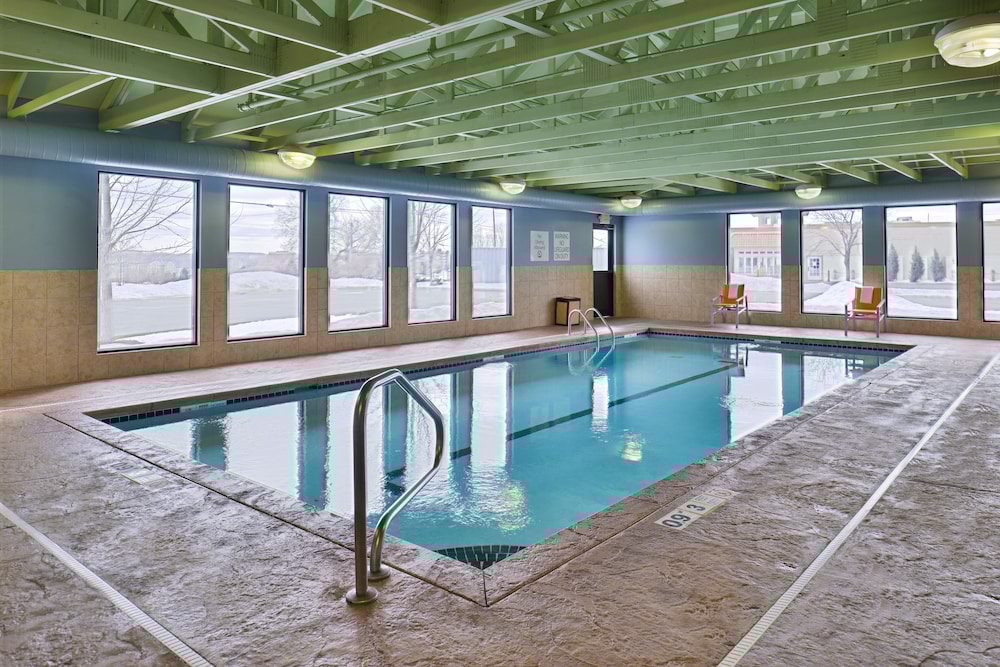 Holiday Inn Express Rochester University Area 7/48