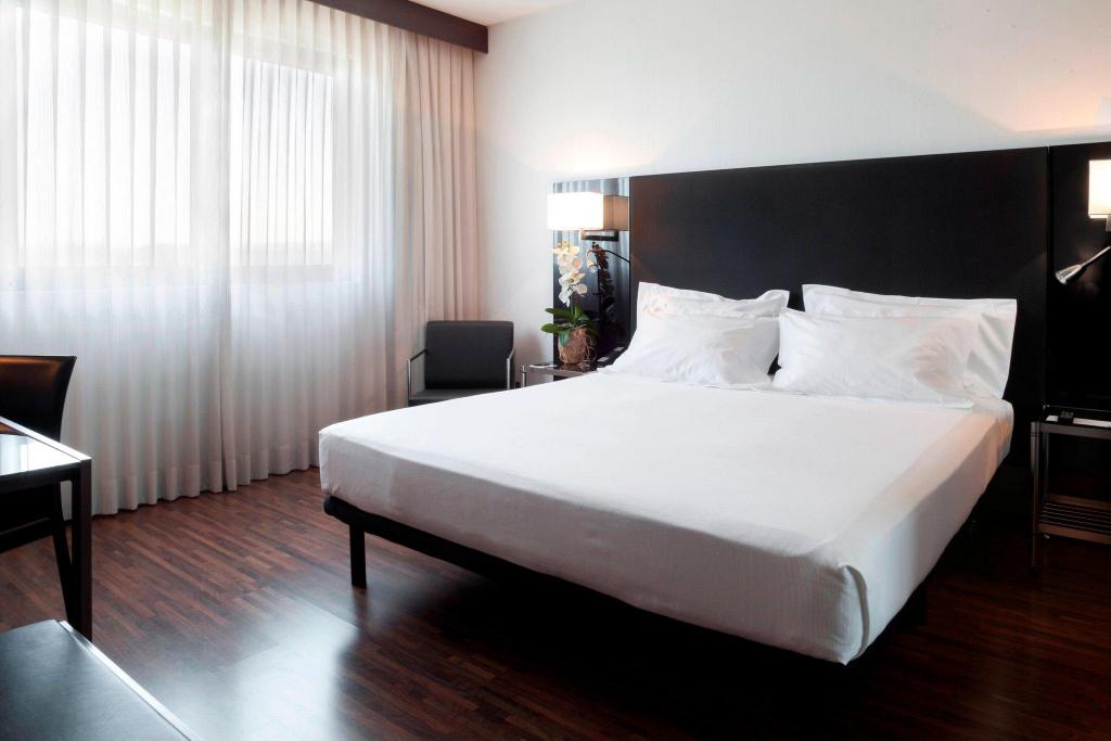 غرفة متصلة عائلية بسريرين منفصلين وسرير كينج، Ac Hotel Padova By Marriott 4/9