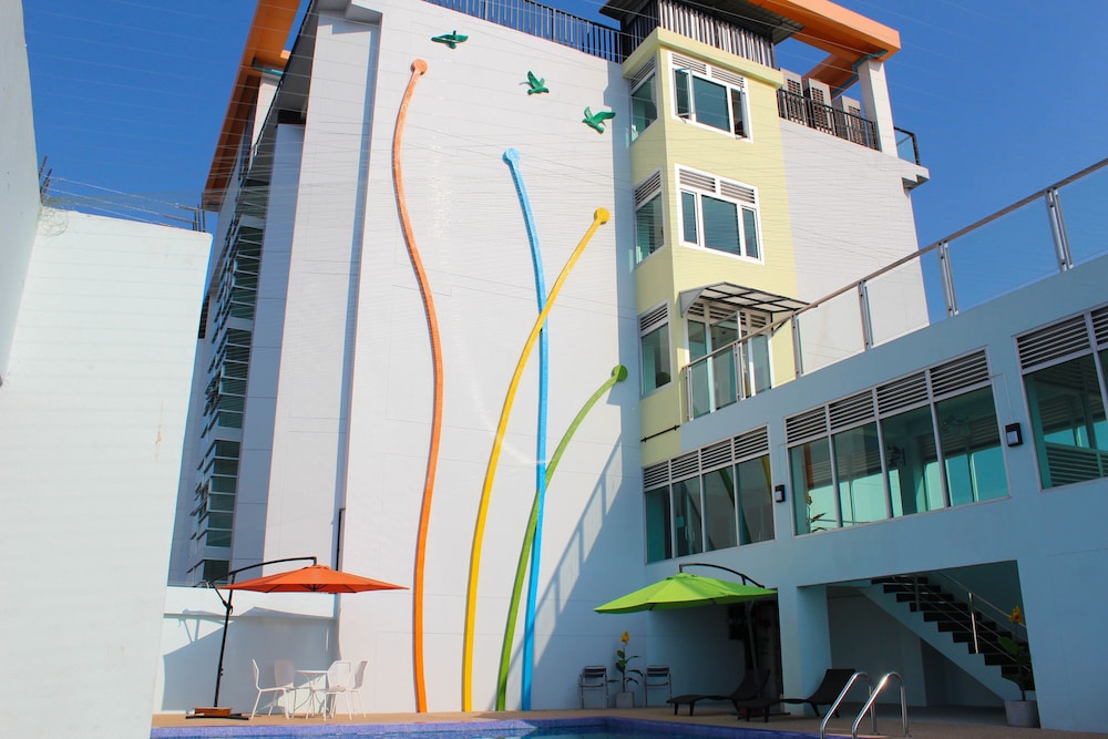 42C The Chic Hotel 2/49