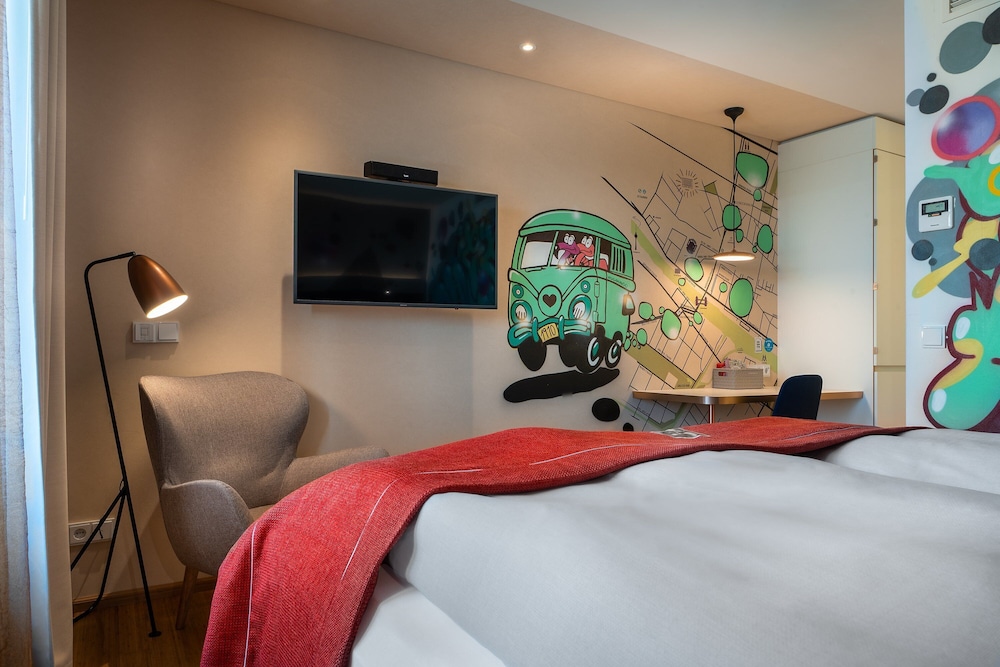 Holiday Inn - the niu, Hide Berlin Friedrichshain by IHG 15/58