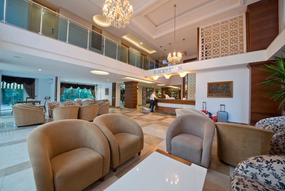 MC Beach Resort Hotel 37/53