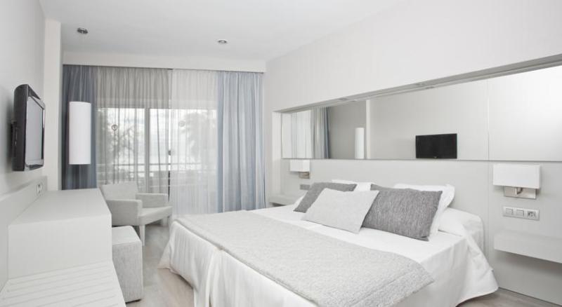 Gold, Club, Single, Double Bed, Sea View