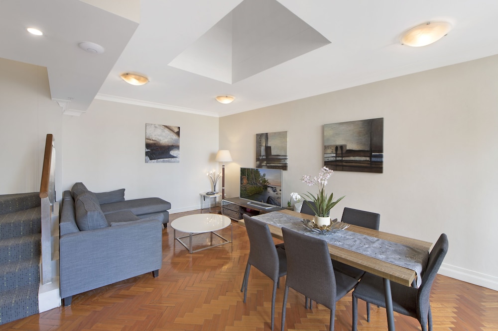YEHS Hotel Sydney Harbour Suites 43/54