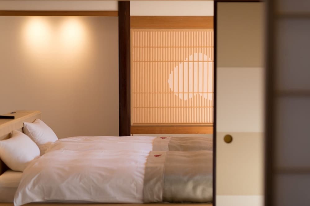 Okuhita Onsen Umehibiki 10/68