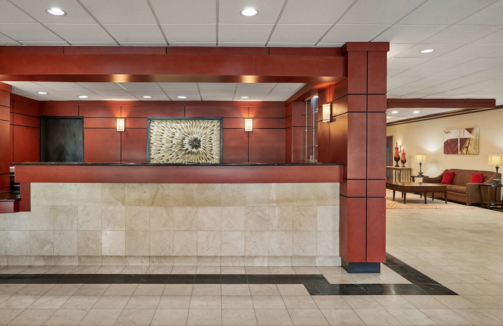 Best Western Plus Milwaukee Airport Hotel & Conference Center 6/39