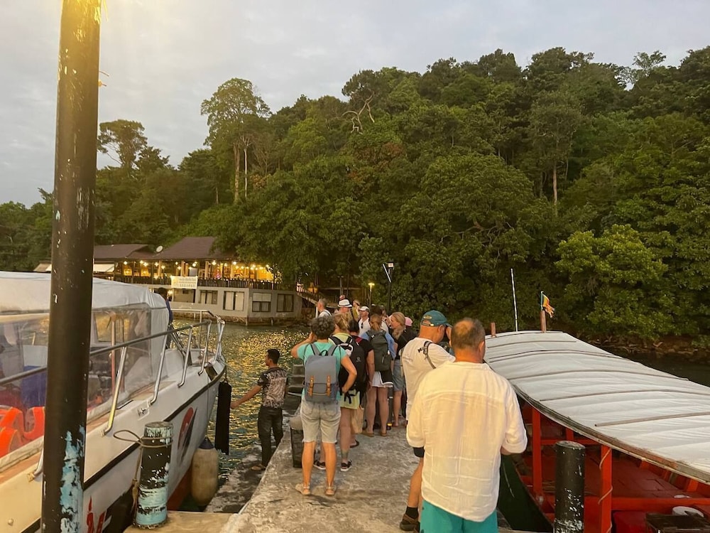 Koh Rong Hill Beach Resort 48/63