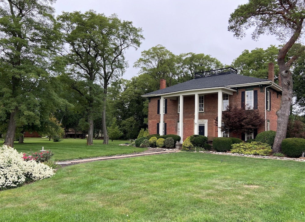 Emmas Bed and Breakfast 24/28