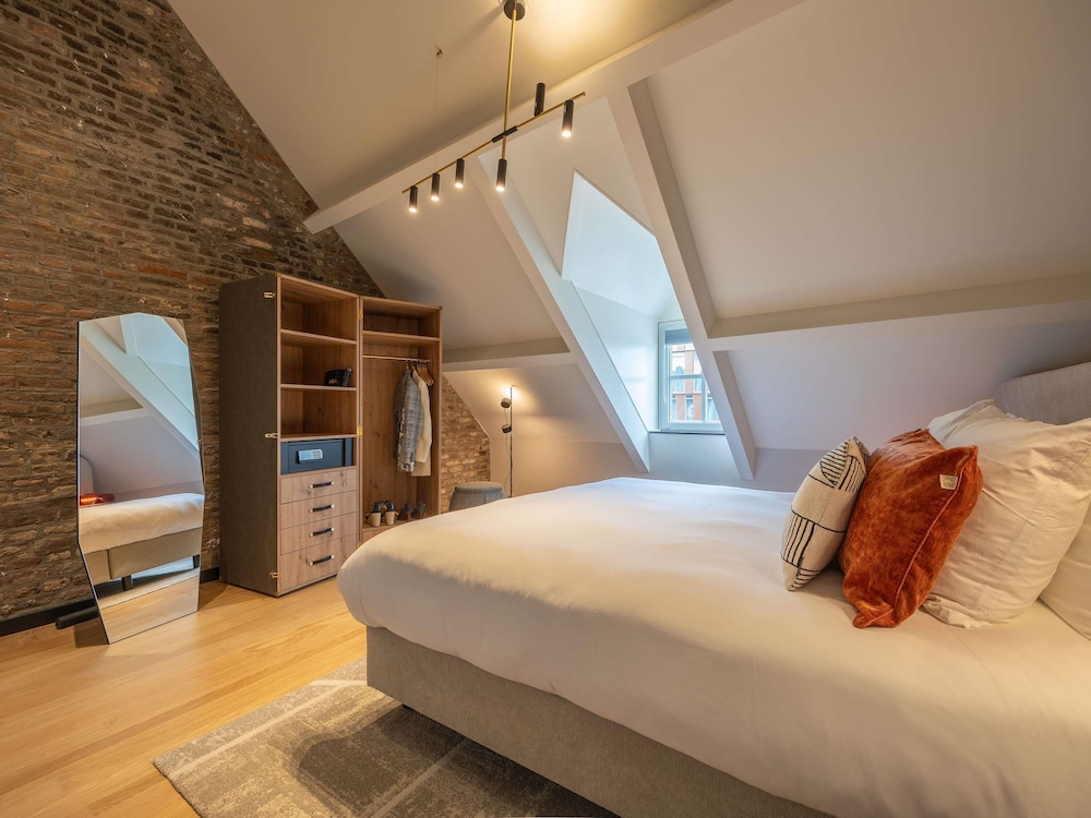 جناح جونيور بسرير كوين، Hotel Maison Maastricht Centrum - Handwritten Collection 6/10