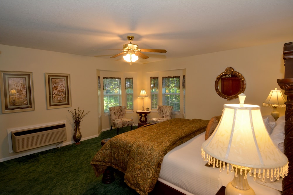 Bradford House Bed & Breakfast 22/54