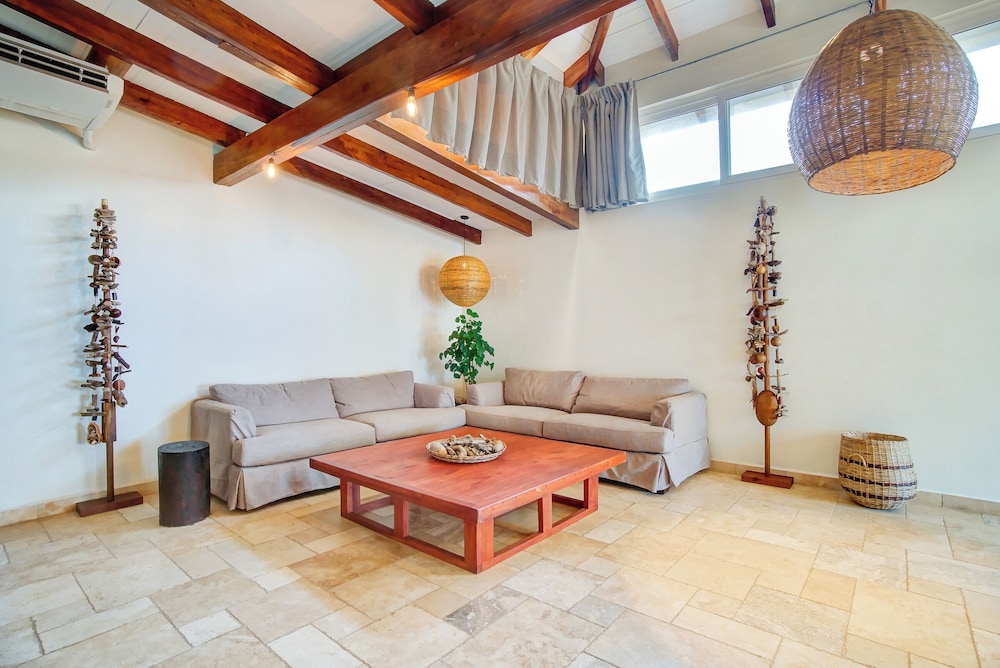 Villa Margarita 29/50