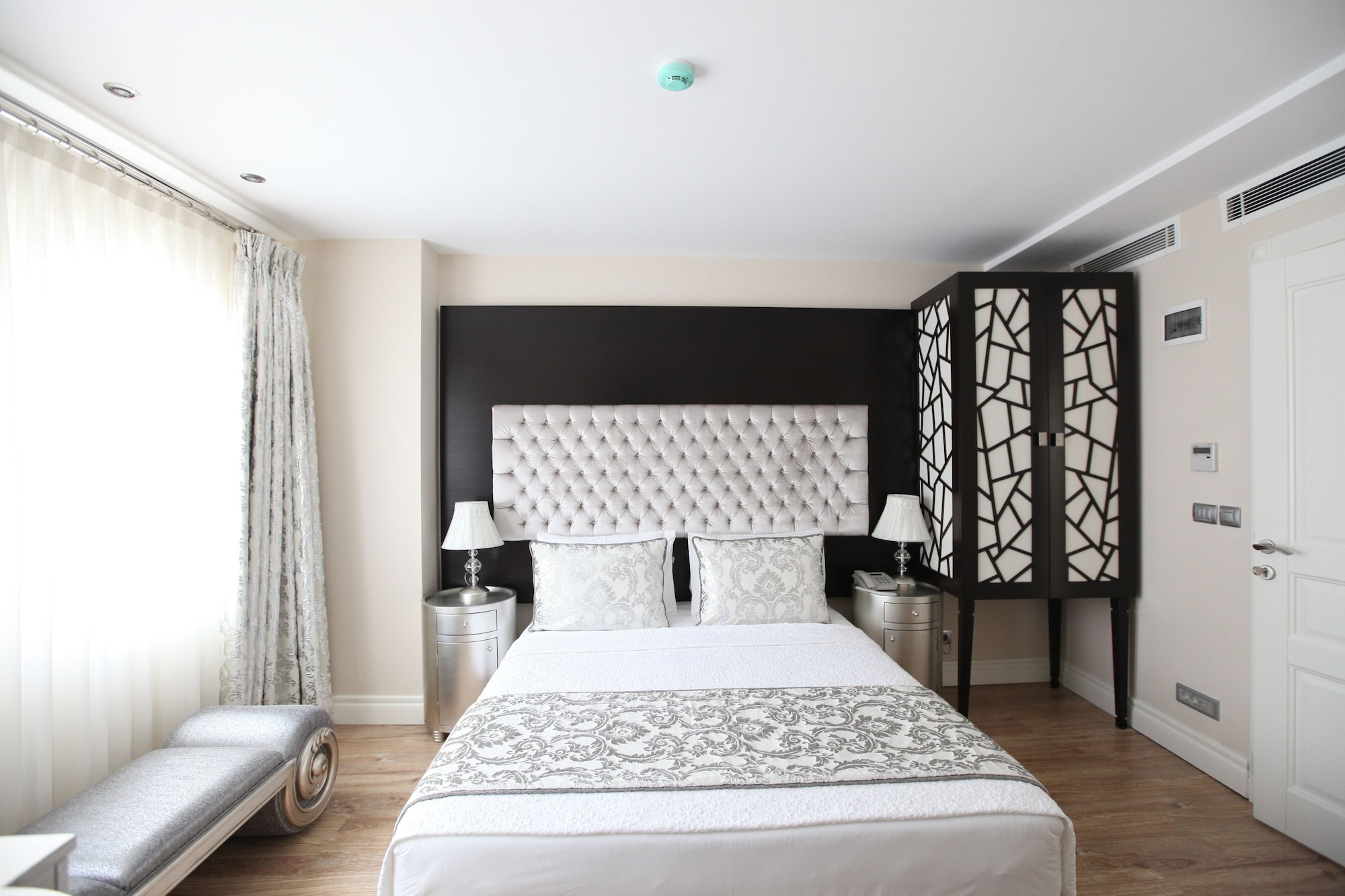 STANDARD, DOUBLE BED