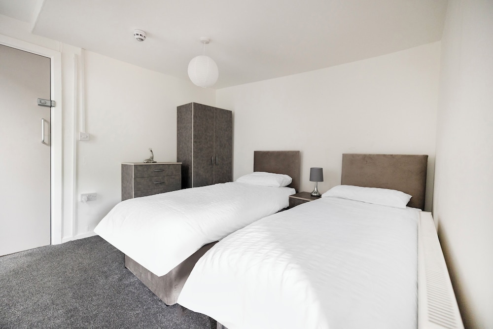 OYO A Better Night Hotel Limited 13/50