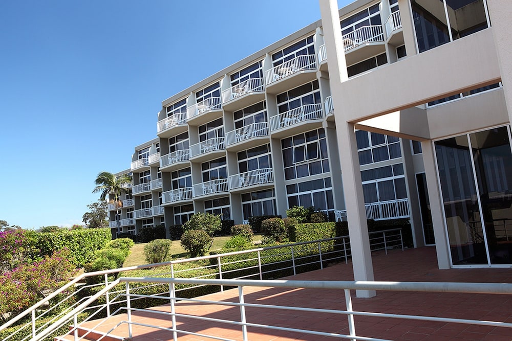 Opal Cove Resort 2/72