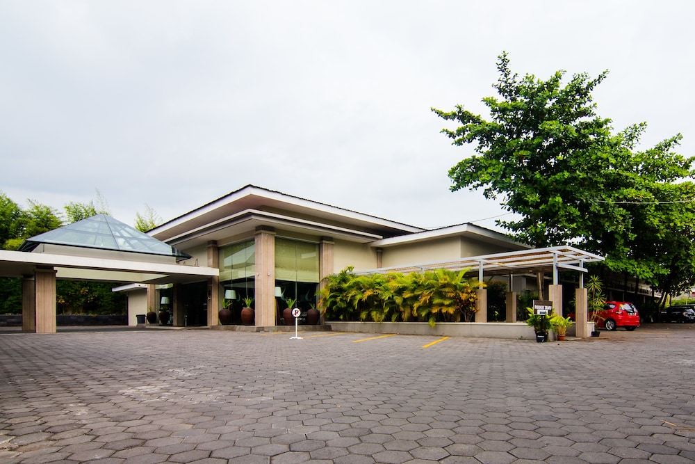 Hotel Tasneem Malioboro Yogyakarta 3/49