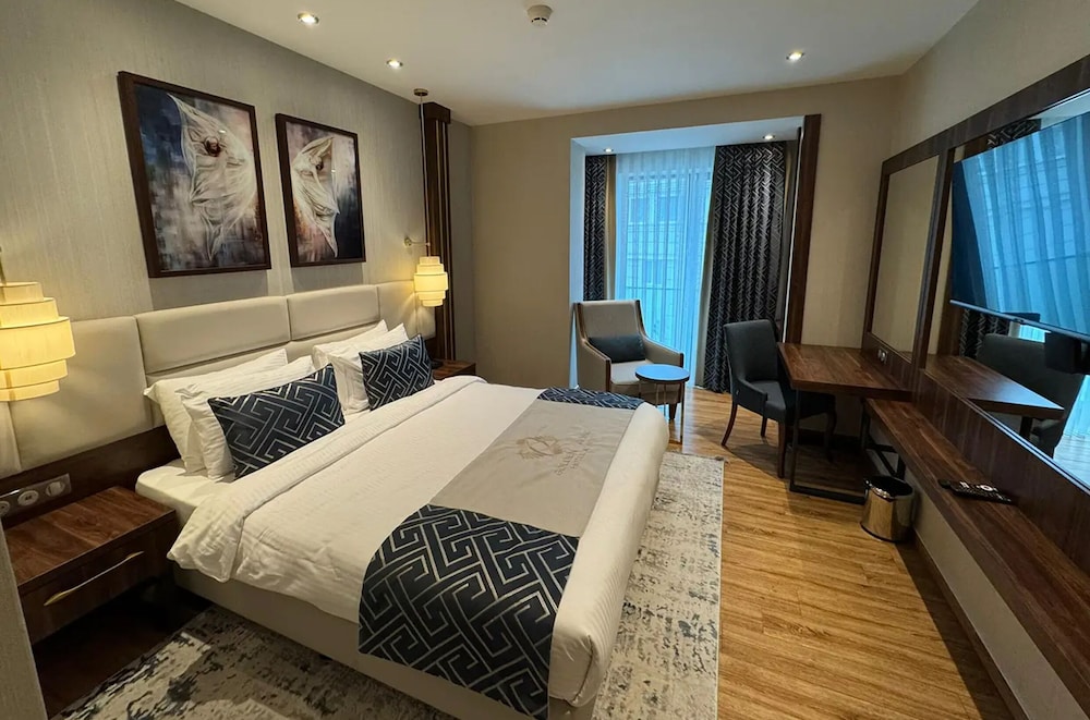 Golden Rose Hotel & Spa 8/32